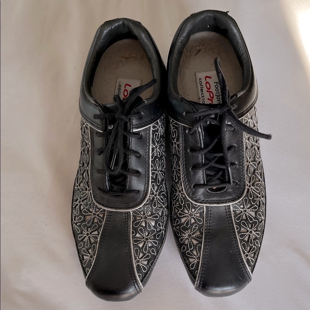 FootJoy LoPro womans laser cut floral black leather golf shoes spikeless 6M
